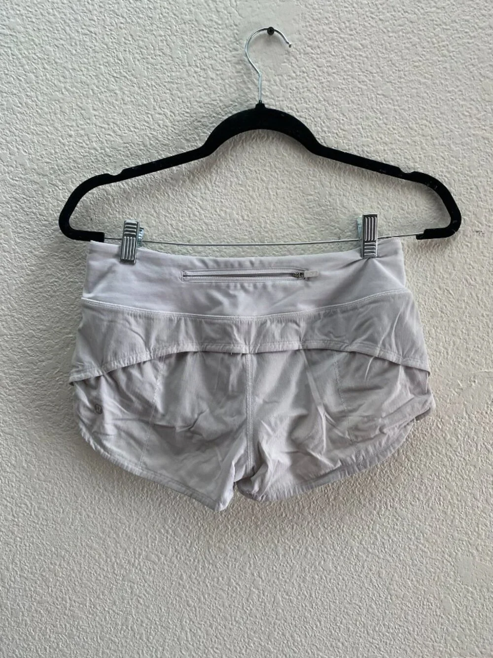 Lululemon Speed Up LR Short 2.5” Lined Women’s Size 4 Gray LW7ATFR Gym Fitness